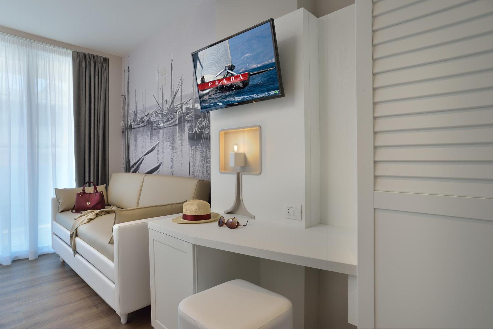 Embassy Hotel & Spa Каттоліка Екстер'єр фото