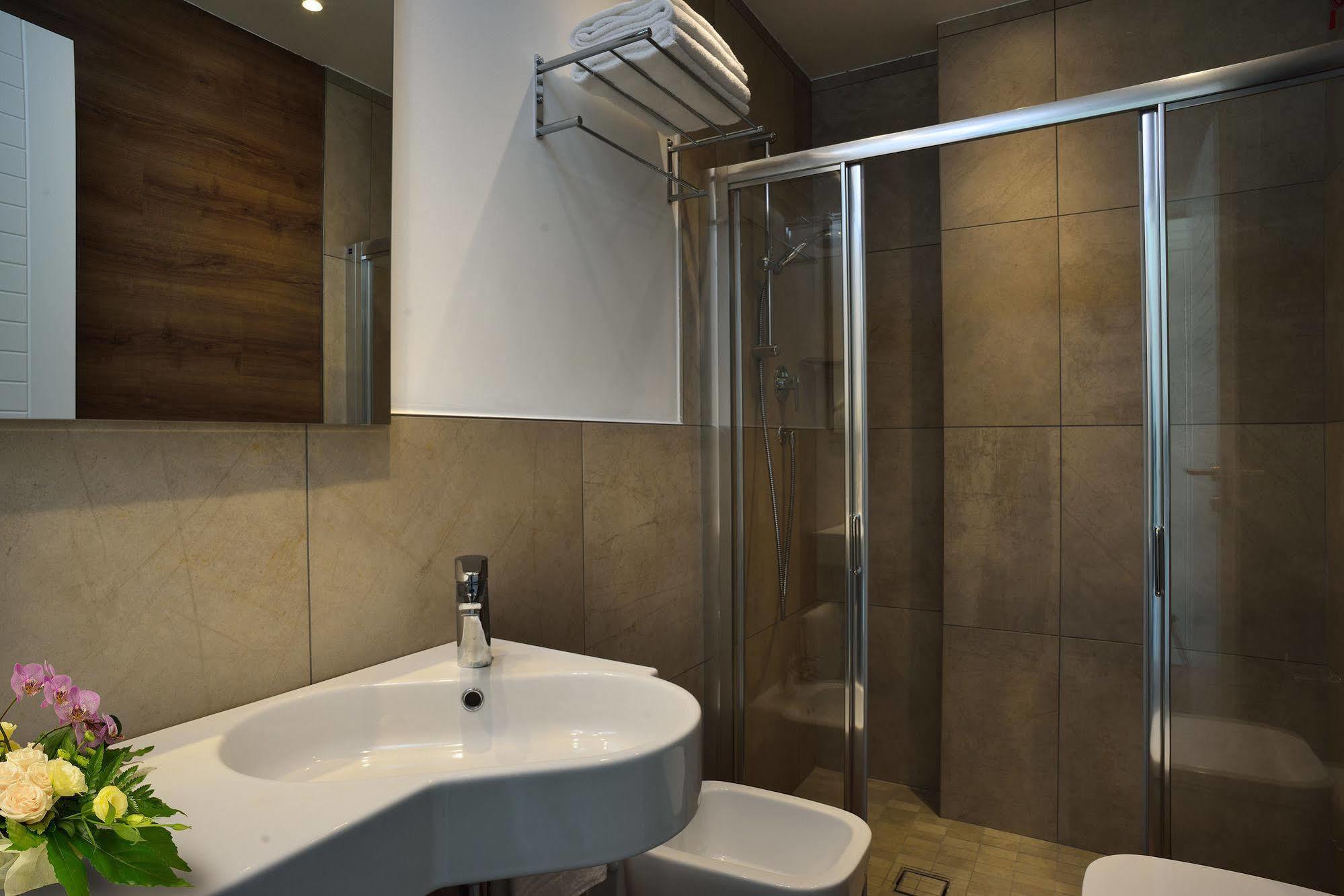 Embassy Hotel & Spa Каттоліка Екстер'єр фото